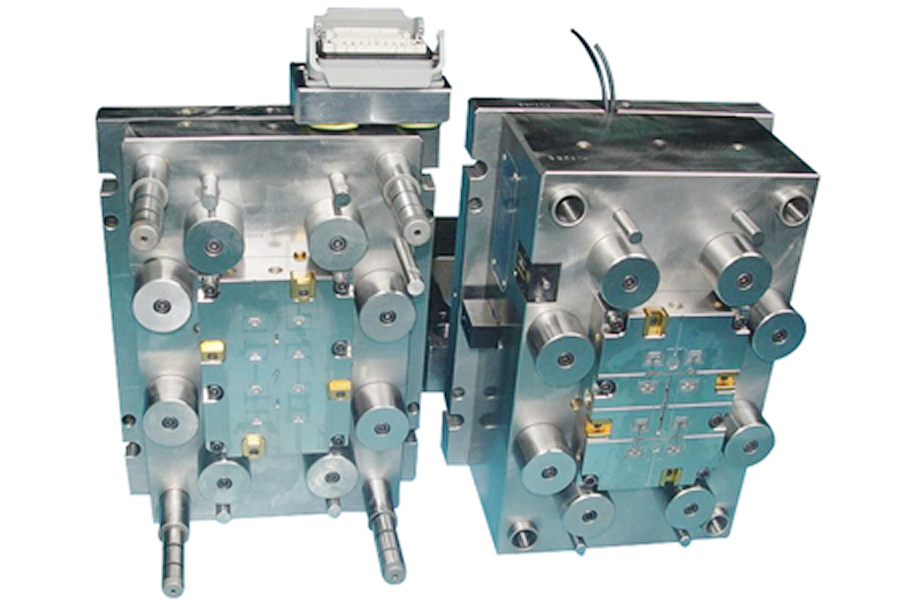 Automotive parts mold